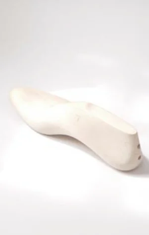 白木の靴木型